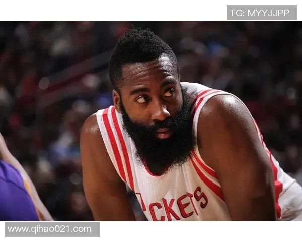 当足球明星与哈登相遇球场之上的激情碰撞与友谊交融 当足球明星与哈登相遇球场之上的激情碰撞与友谊交融