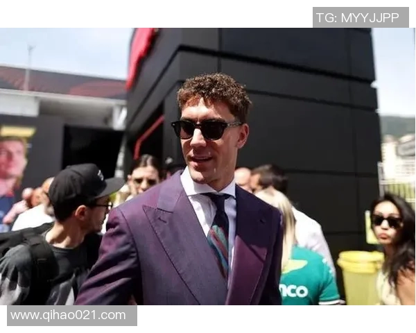 弗拉霍维奇：年轻前锋如何在意甲赛场上崭露头角与未来展望